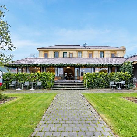 The Grand Hotel & Bar - アカロア エクステリア 写真